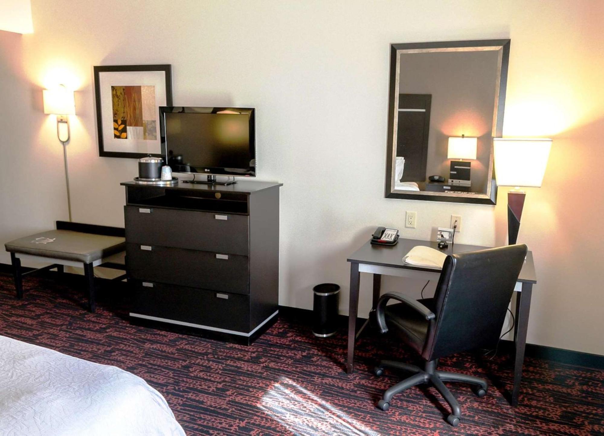 Hampton Inn & Suites Tulsa/Tulsa Hills Eksteriør billede